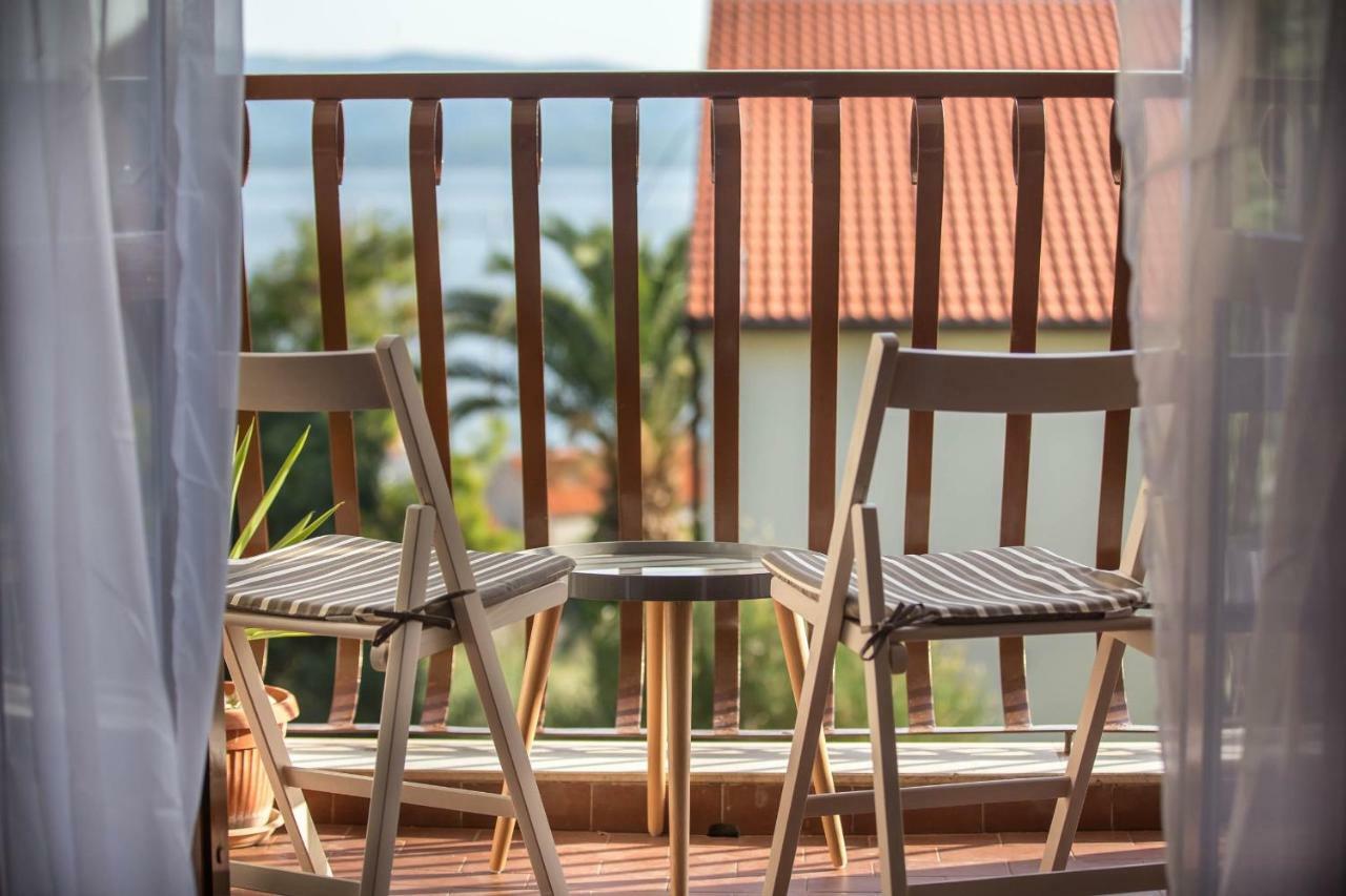 Apartman Sesna Bol Exterior photo